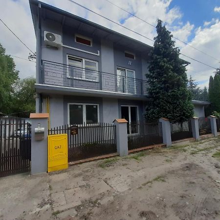 Apartamenty Lewa Лодзь Екстер'єр фото