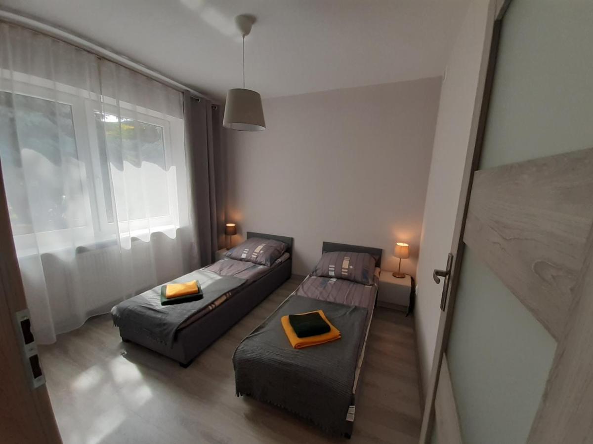Apartamenty Lewa Лодзь Екстер'єр фото