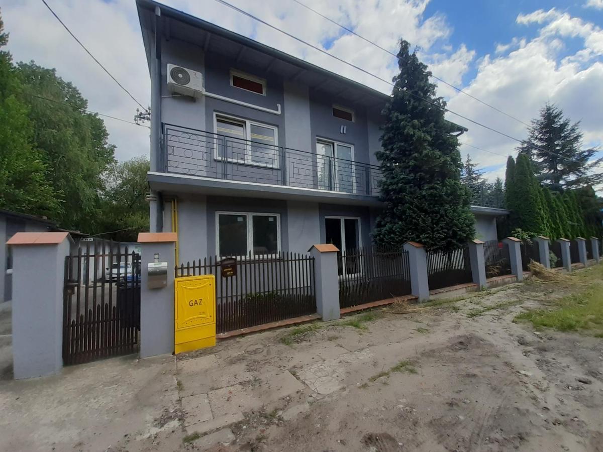 Apartamenty Lewa Лодзь Екстер'єр фото
