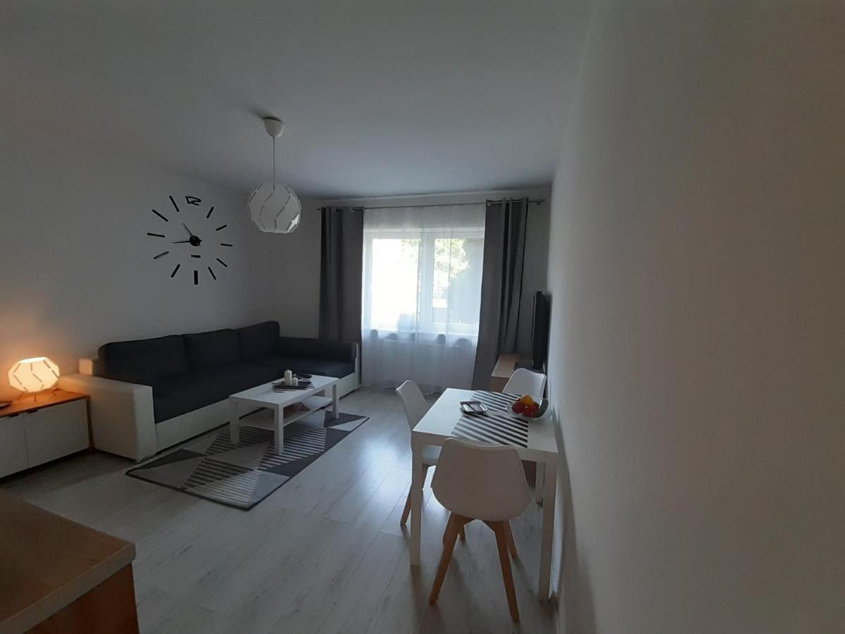 Apartamenty Lewa Лодзь Екстер'єр фото